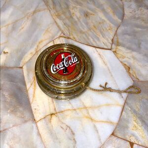 Coca-Cola Gold Yo-Yo Vintage yoyo toy spinner string